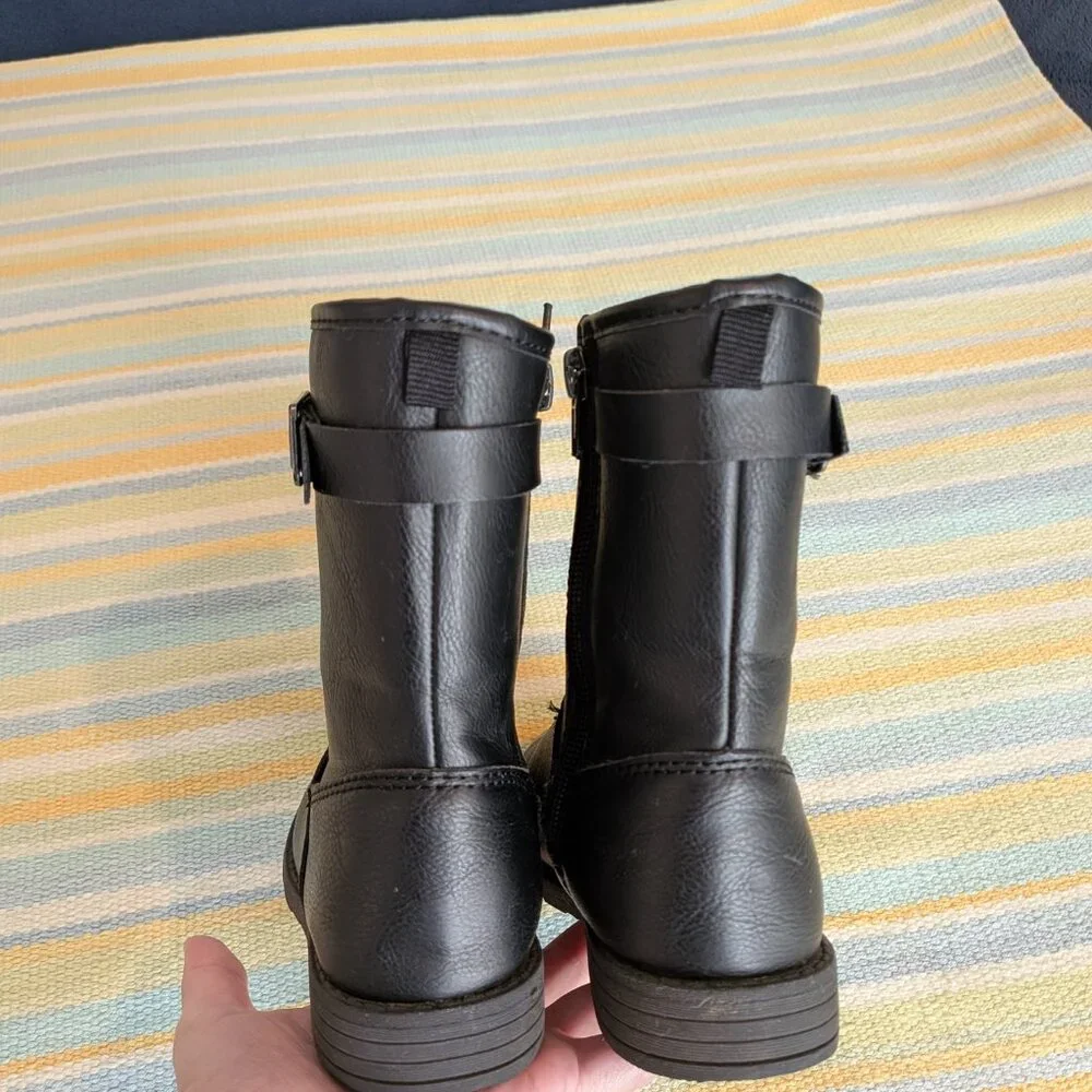 ⭐ Girls Carter's Tall Black Buckle Boots size 12